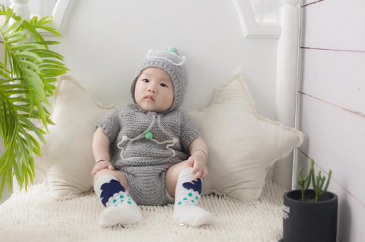 桂平宝宝眼窝发青